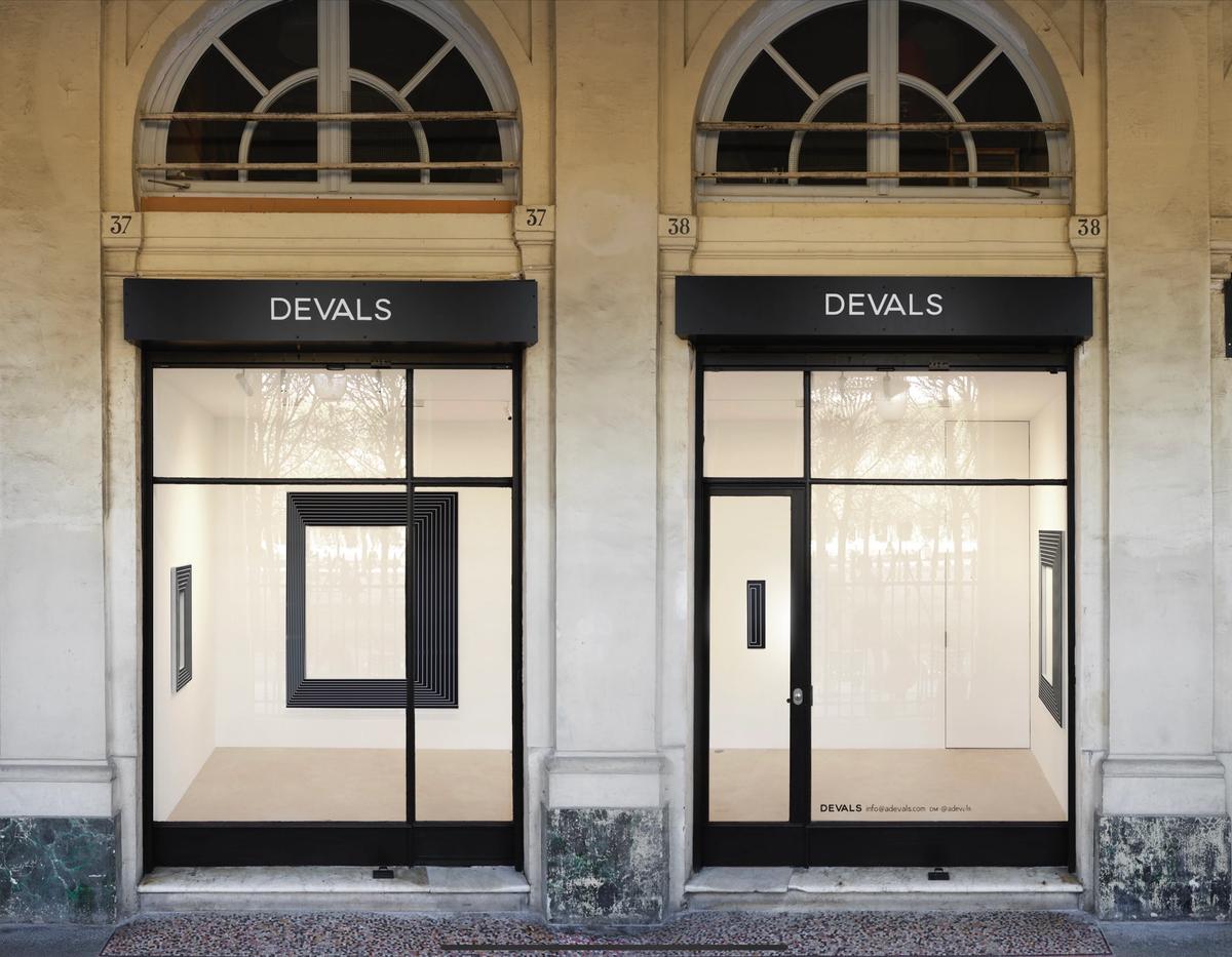 Devals